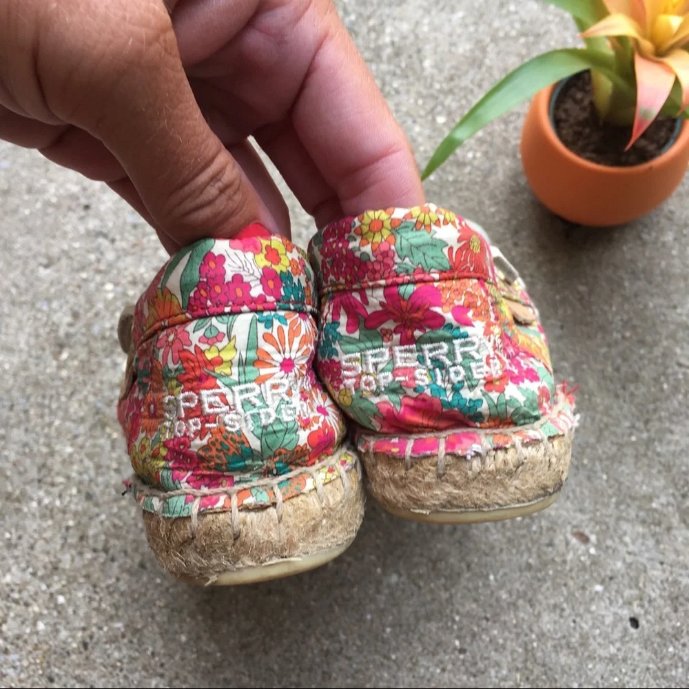 Sperry Floral Espadrilles Size 7